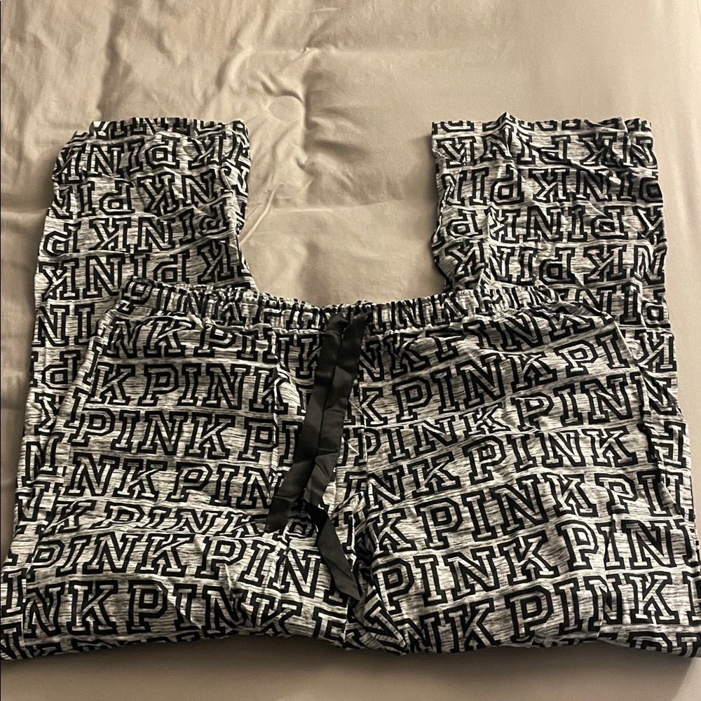 Victoria's Secret PINK Logo Lounge Pants in Black and Grey